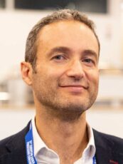 Profile image: Osvaldo Simeone